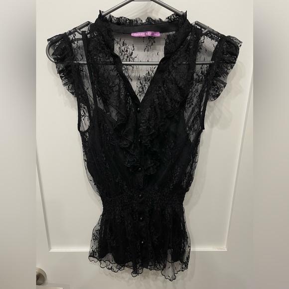 Smart Set beautiful black lacy button-up blouse with camisole - Picture 1 of 4